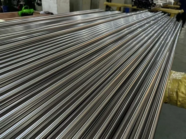 Stainless steel pipes